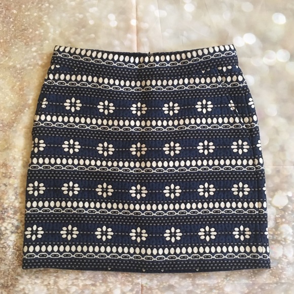 J Crew Blue White Floral Jacquard Mini Skirt 2 - Picture 5 of 8
